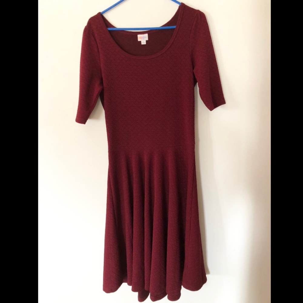 Lula Roe Nicole xl Burgundy